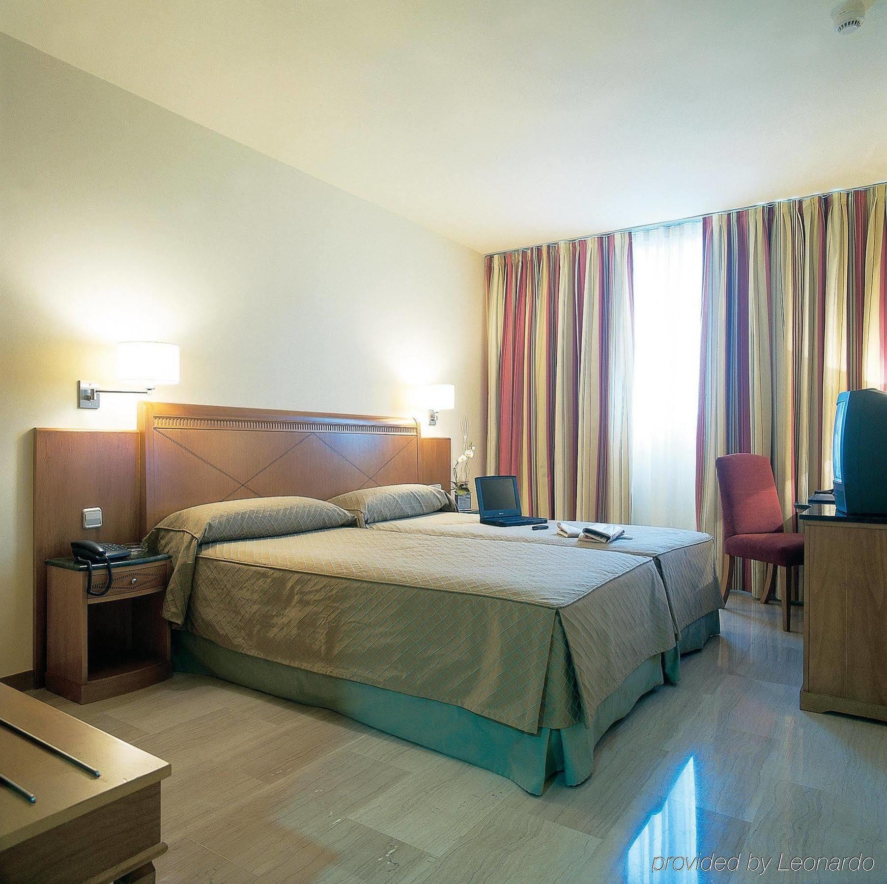 Exe Barbera Parc Hotel Barbera del Valles Room photo